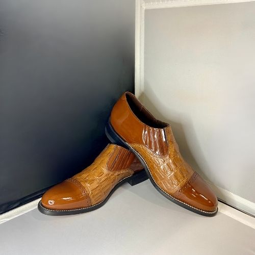Stacy Baldwin Patent Hornback Brown 150437