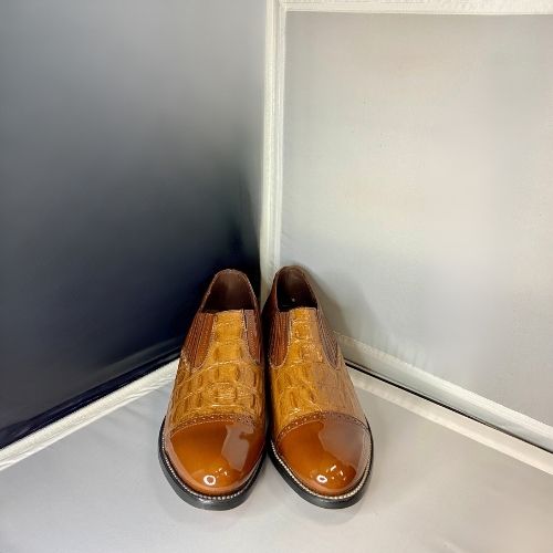 Stacy Baldwin Patent Hornback Brown 150437